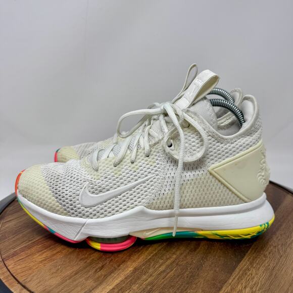 Nike LeBron James Witness 4 Sneakers Shoes CD0188-102 White/Camo - Picture 3 of 7